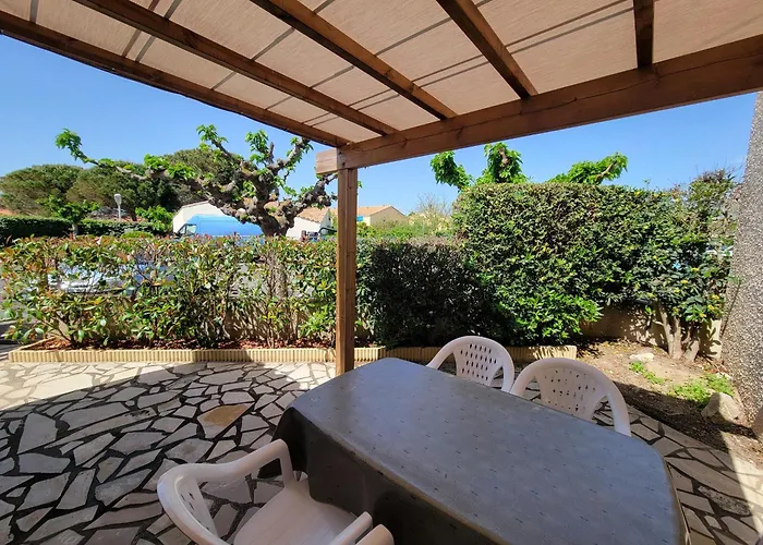 Jolie Maison D'angle 4 Couchages Dans Privee A 300m De La Lrhp47 * Portiragnes