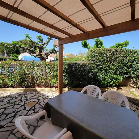 Jolie Maison D'angle 4 Couchages Dans Privee A 300m De La Lrhp47 * Portiragnes